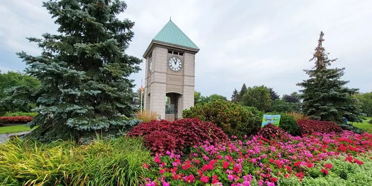 Cornwall Ontario Canada - Large Cottage For Rent - Image of cornwall clock tower on water street